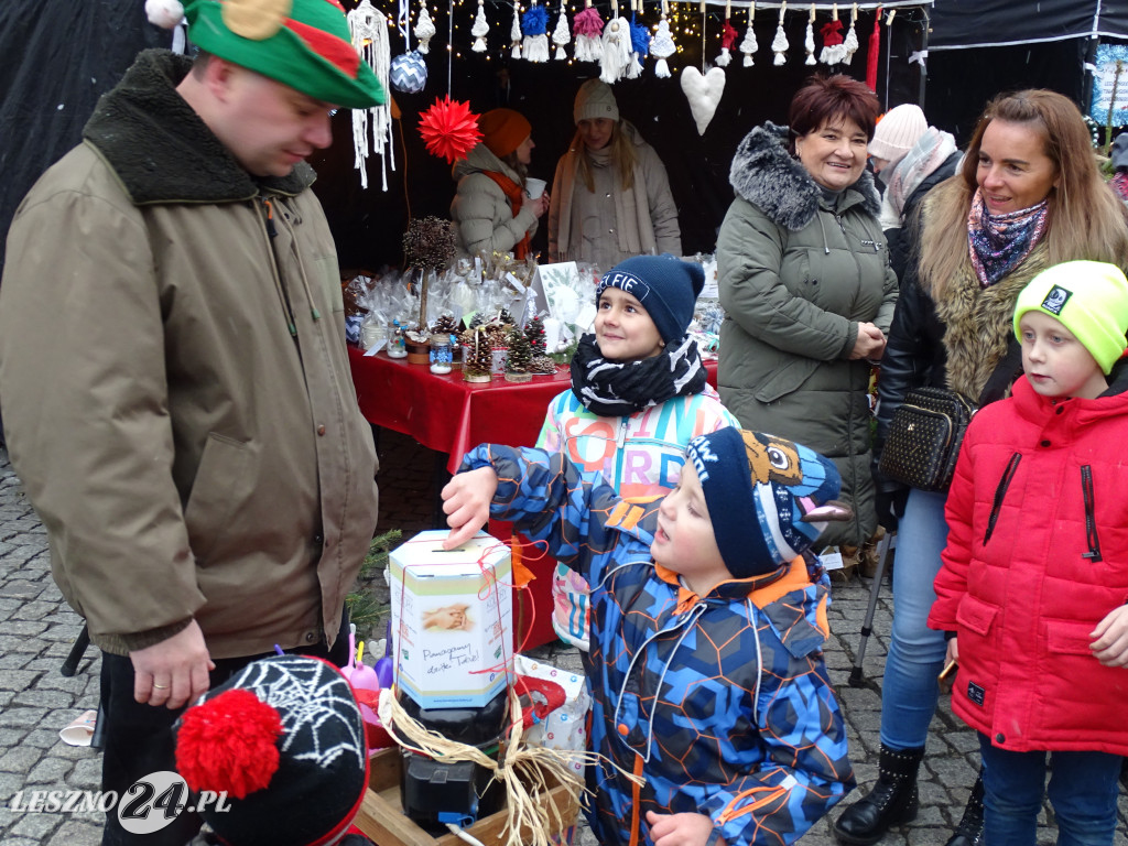 Ekstremalne Mikołajki z NGO w Lesznie