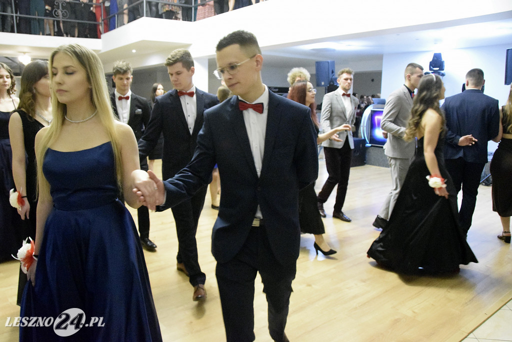 Studniówka 