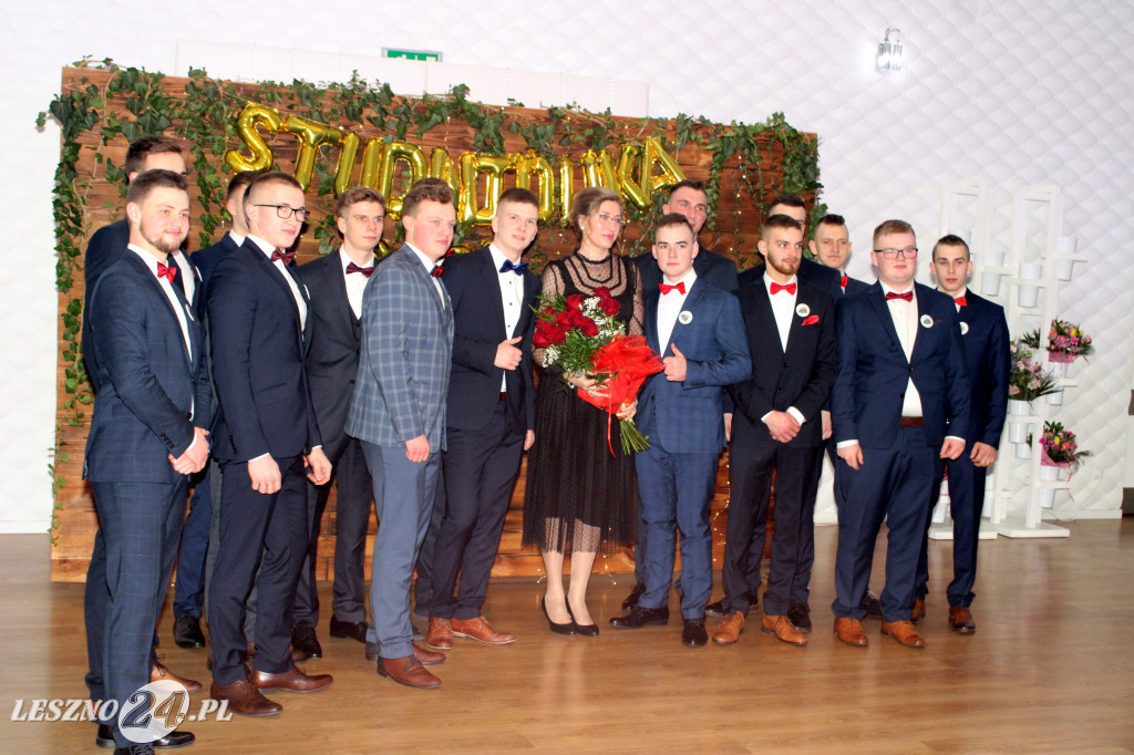 Studniówka ZSR-B w Lesznie