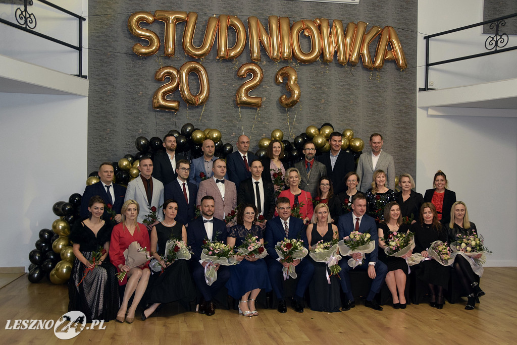 Studniówka III LO w Lesznie -2023