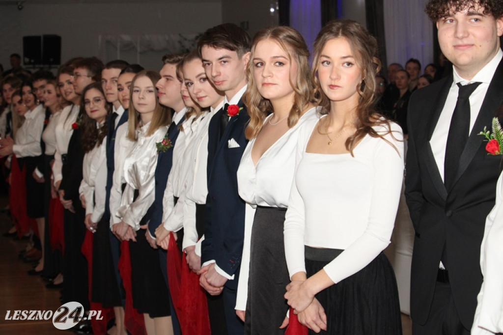 Wielka studniówka II LO w Lesznie część 1