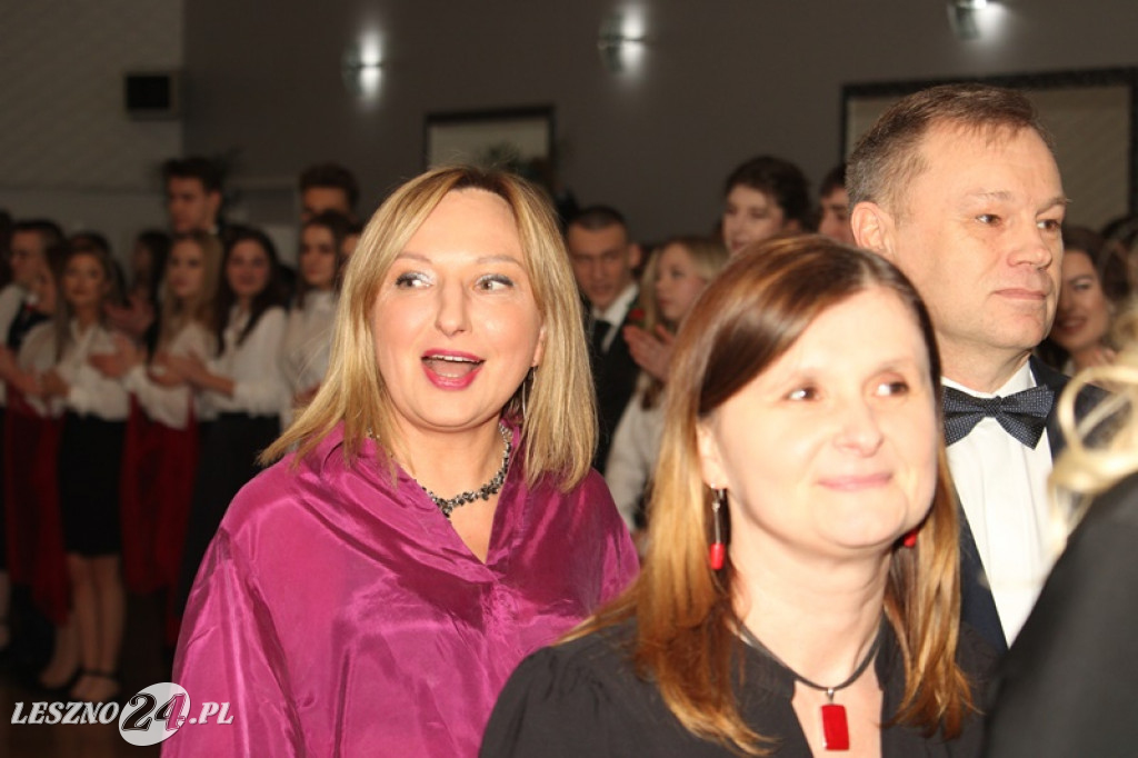 Wielka studniówka II LO w Lesznie część 1