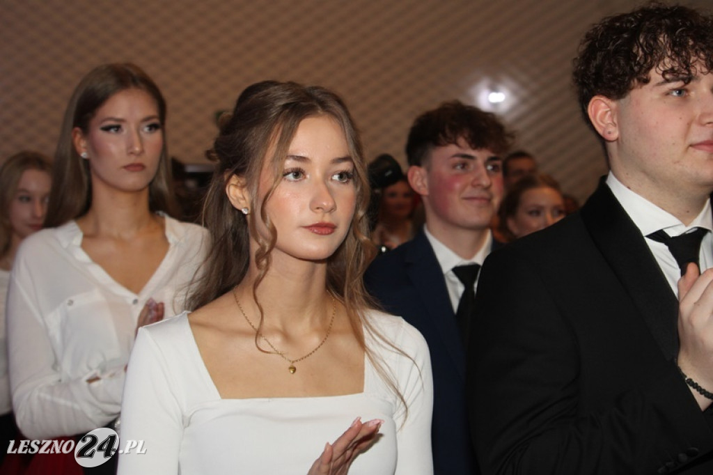 Wielka studniówka II LO w Lesznie część 1