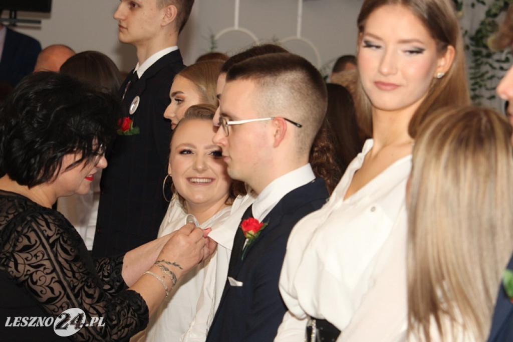 Wielka studniówka II LO w Lesznie część 1