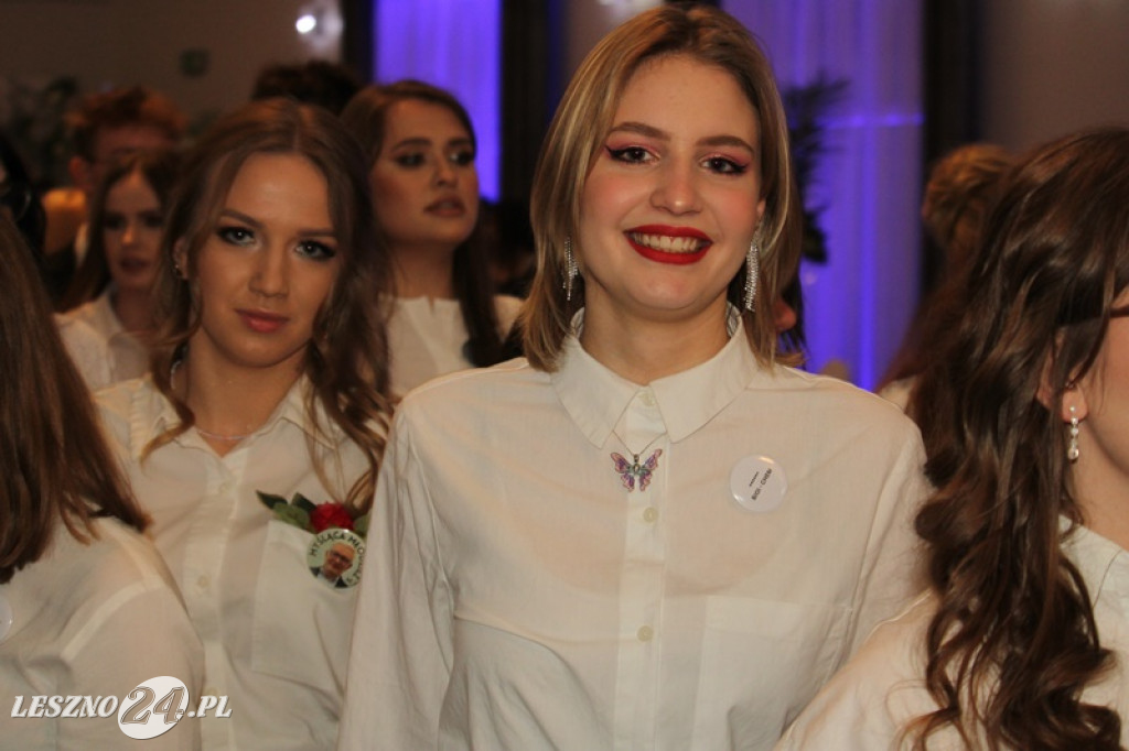 Wielka studniówka II LO w Lesznie część 1