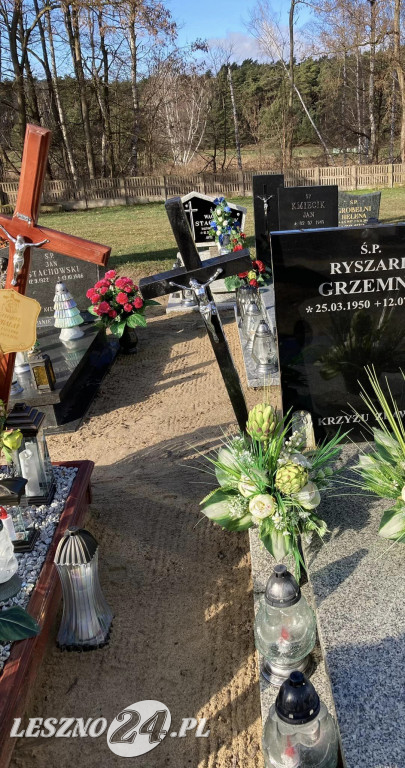 Zniszczenie grobów na cmentarzu w Świerczynie