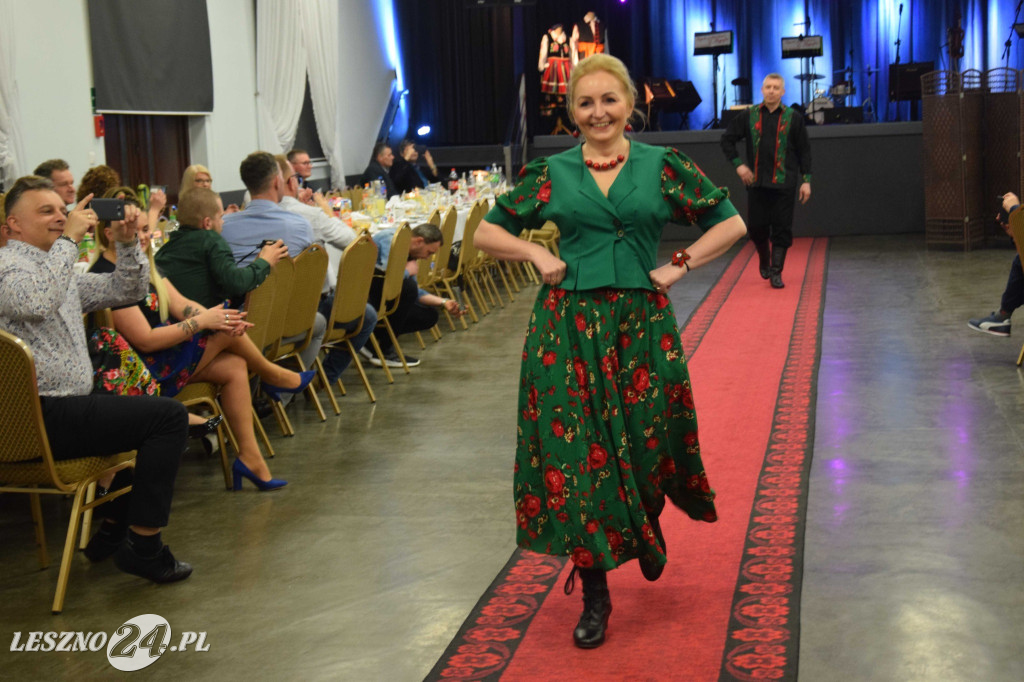 Folk Biesiada i pokaz mody w Święciechowie