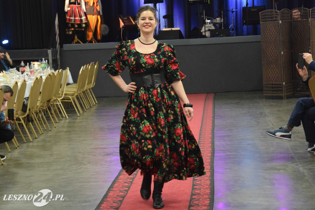 Folk Biesiada i pokaz mody w Święciechowie