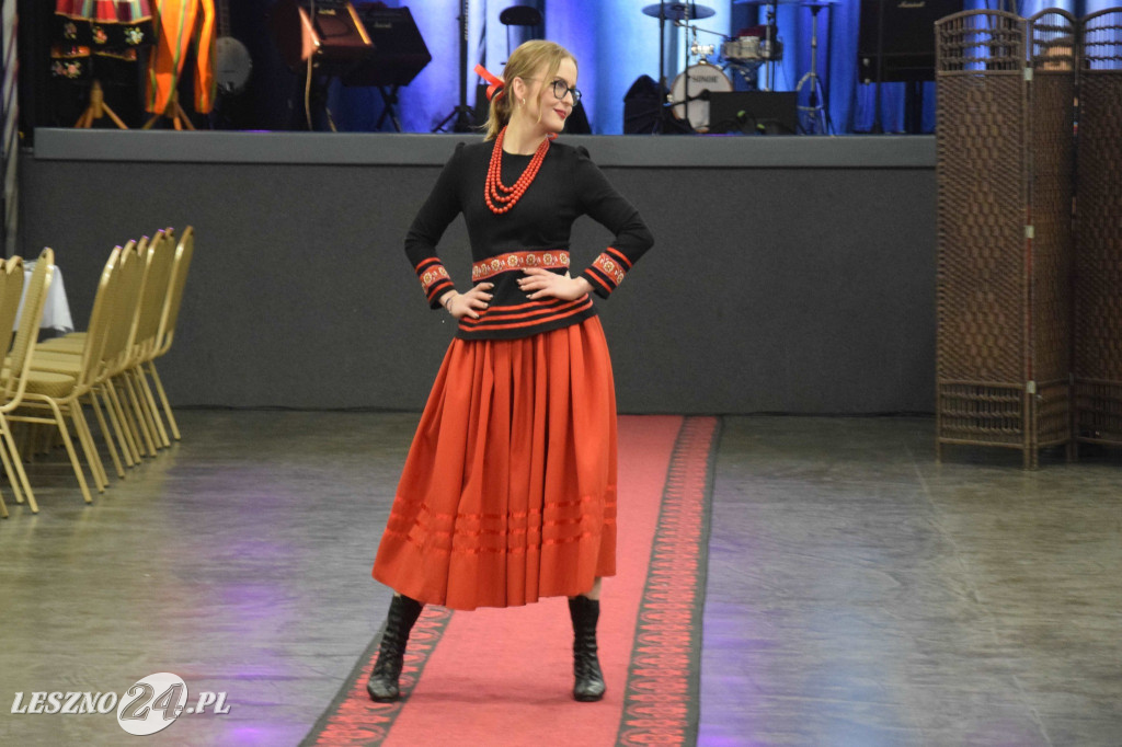 Folk Biesiada i pokaz mody w Święciechowie