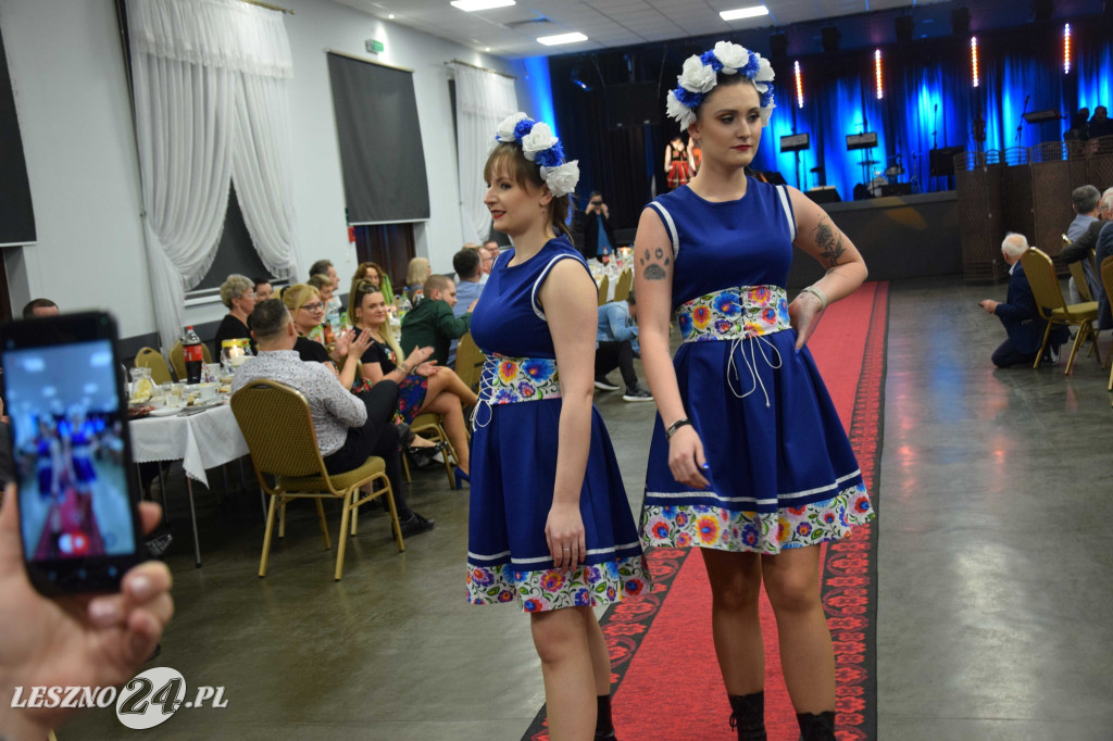 Folk Biesiada i pokaz mody w Święciechowie