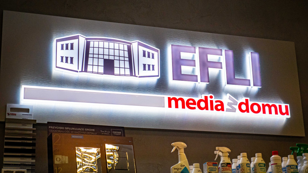 Salon Łazienek EFLI świętuje 1. urodziny