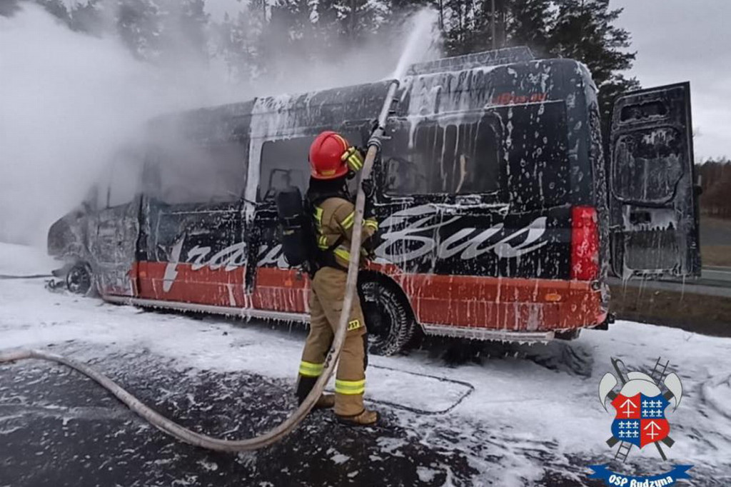 Na ekspresówce spalił się bus