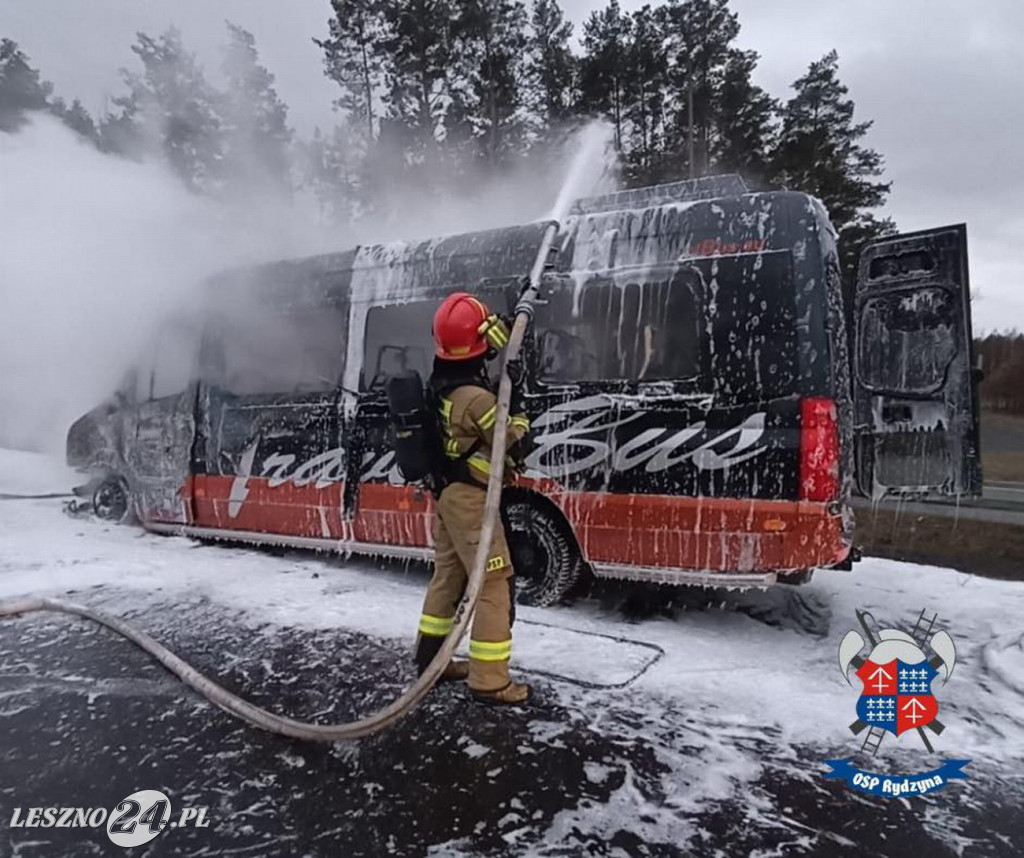 Na ekspresówce spalił się bus