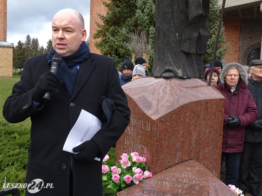 Protest w obronie Jana Pawła II