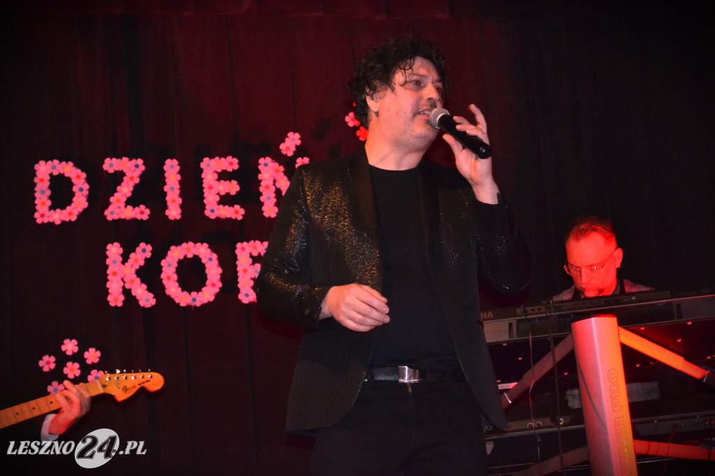 Dario zaśpiewał dla wszystkich kobiet