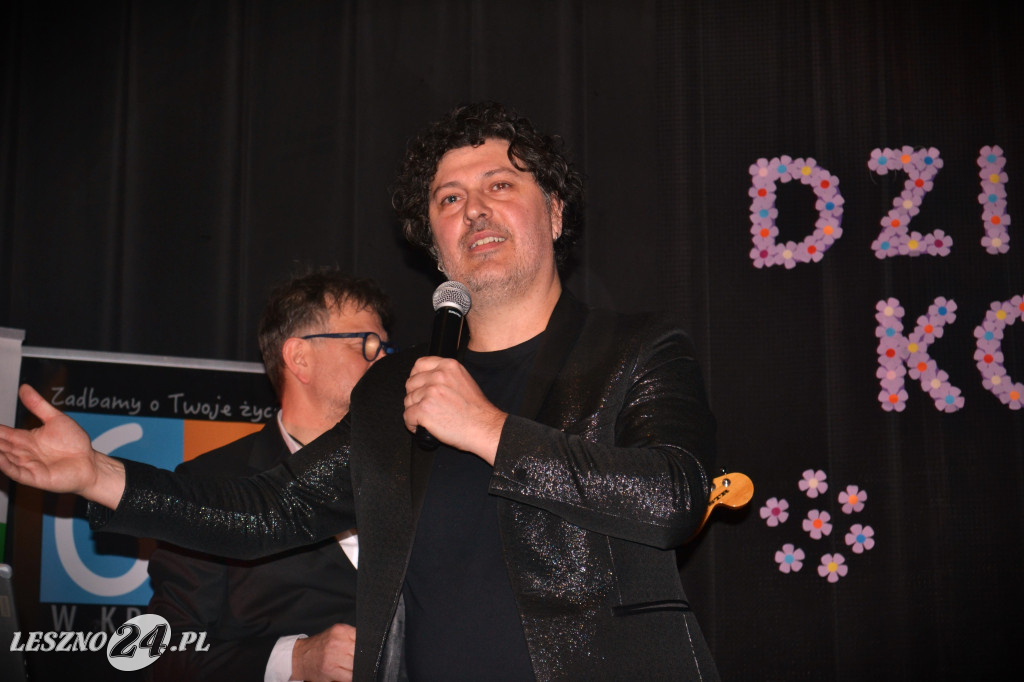 Dario zaśpiewał dla wszystkich kobiet