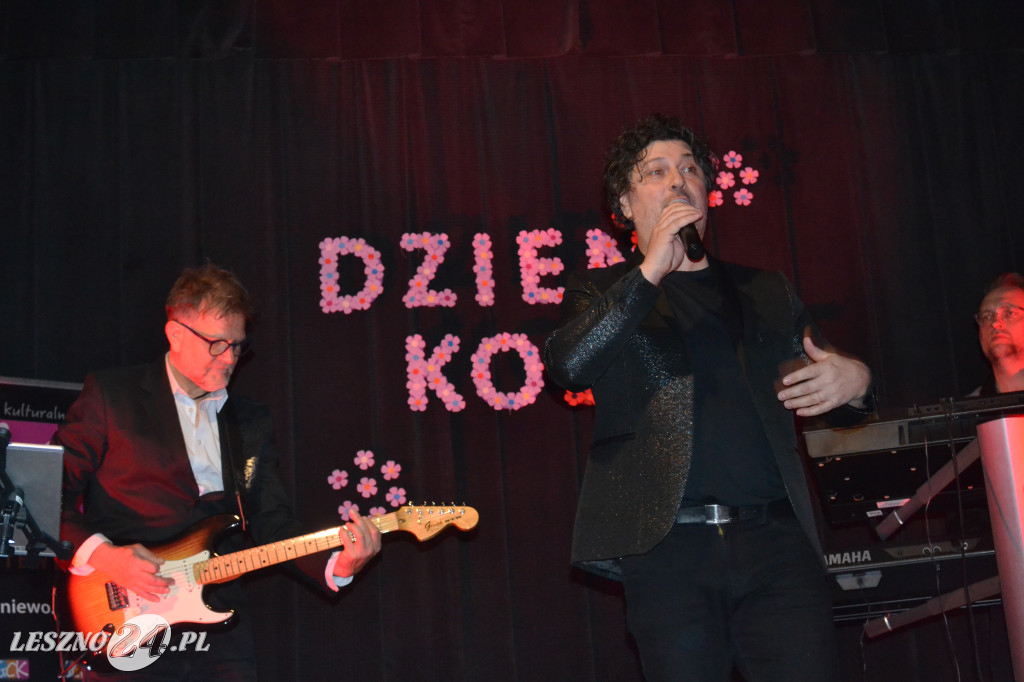 Dario zaśpiewał dla wszystkich kobiet
