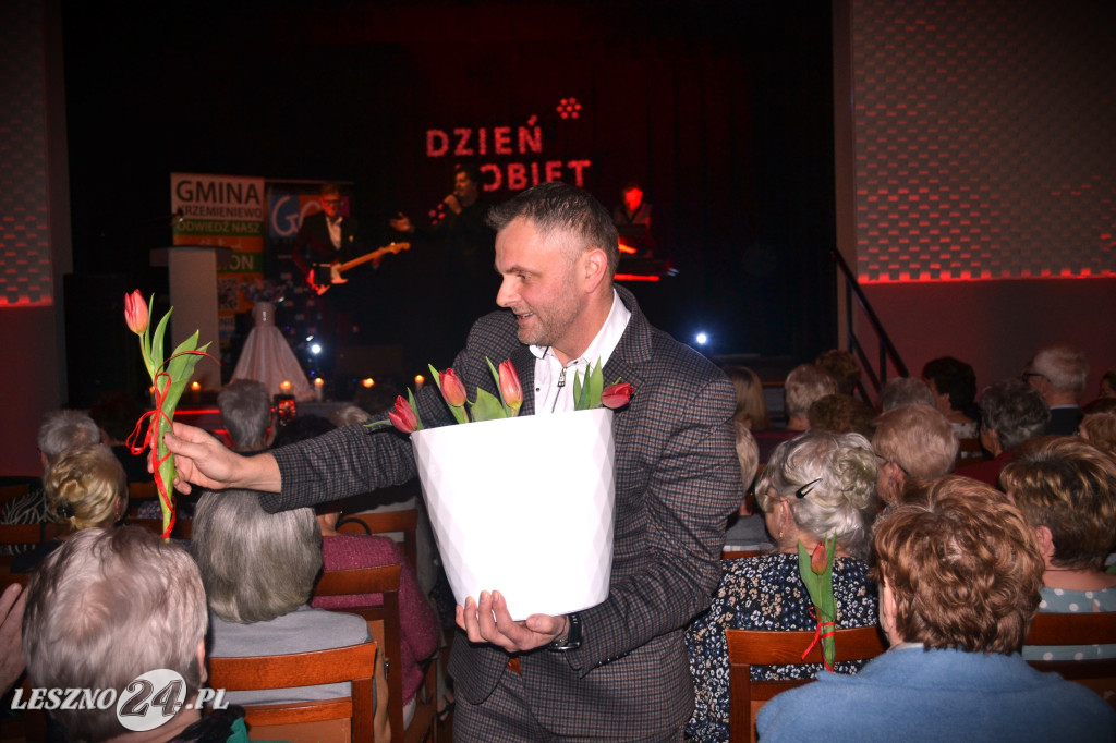 Dario zaśpiewał dla wszystkich kobiet