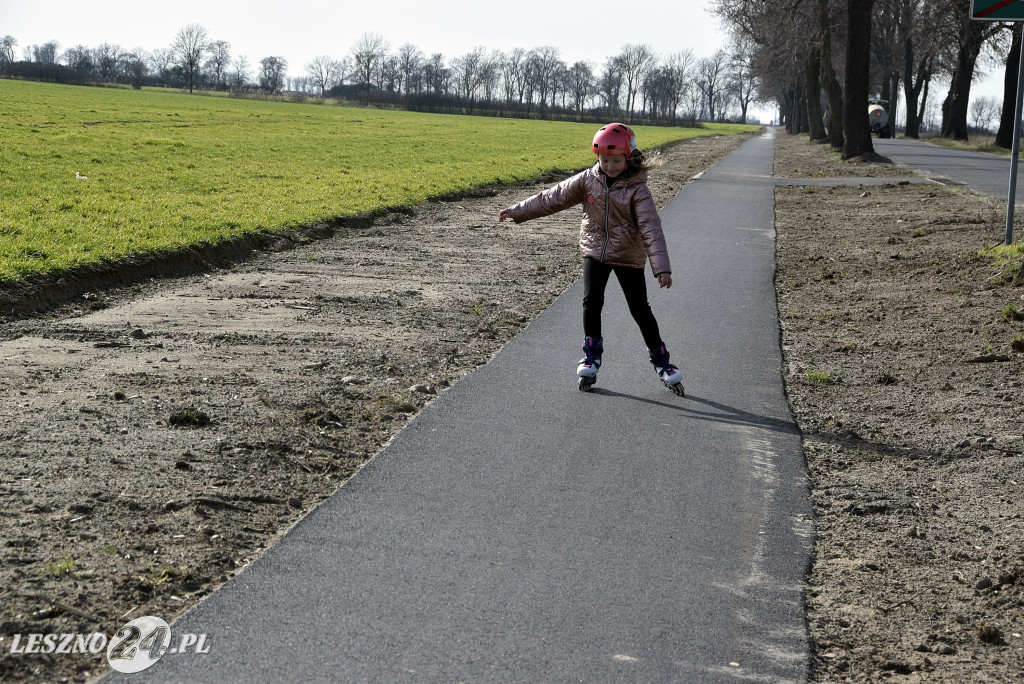 Otwarcie chodnika Pawłowice - Kociugi