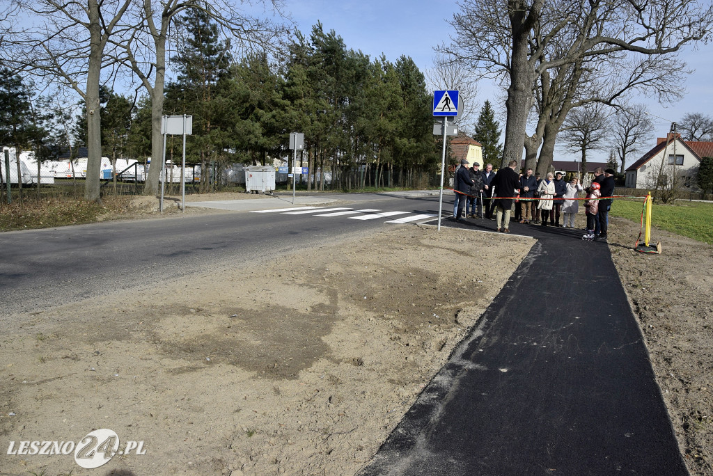 Otwarcie chodnika Pawłowice - Kociugi