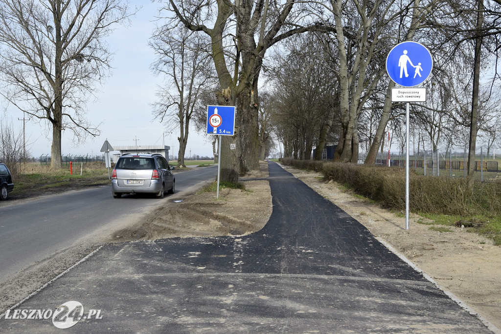 Otwarcie chodnika Pawłowice - Kociugi