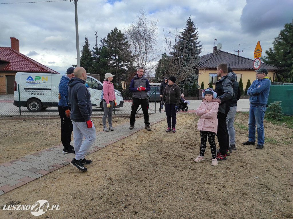 Porządki na osiedlu Młyńska Góra