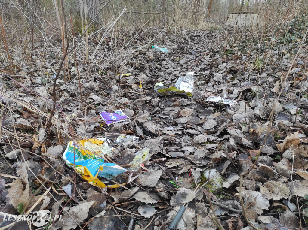 Porządki na osiedlu Młyńska Góra