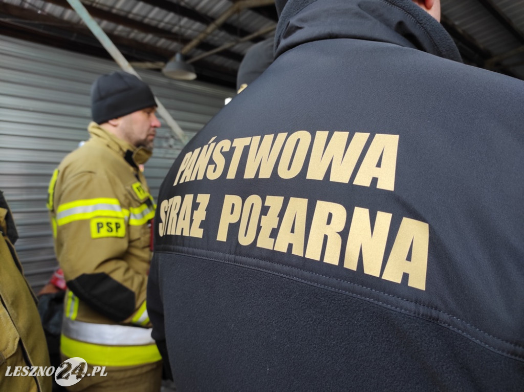 Hotel na lotnisku opanowali strażacy