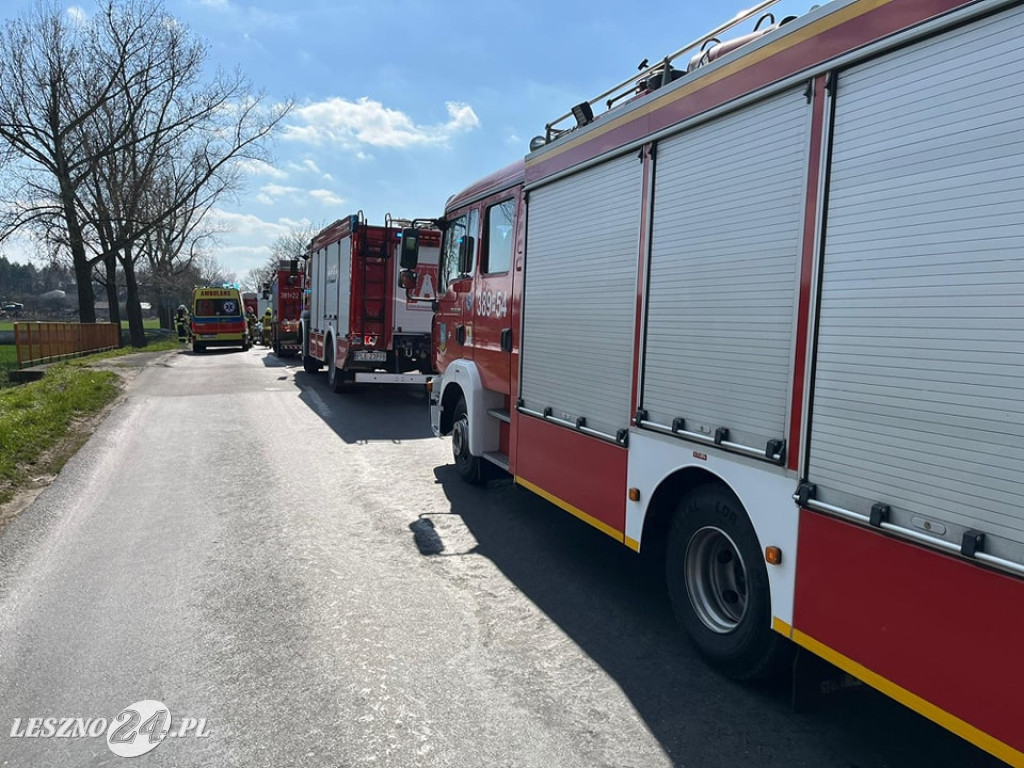 Trzy auta zderzyły się pomiędzy Lesznem i Górą