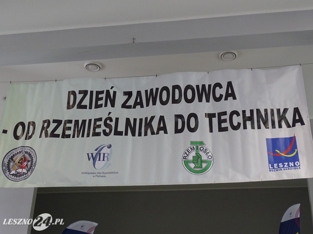 Dzień Zawodowca w ZS nr 4 w Lesznie