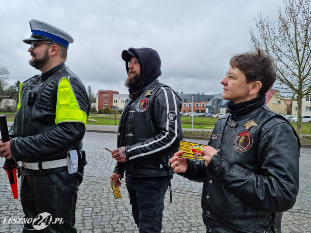 Patrz w lusterka, motocykle są wszędzie