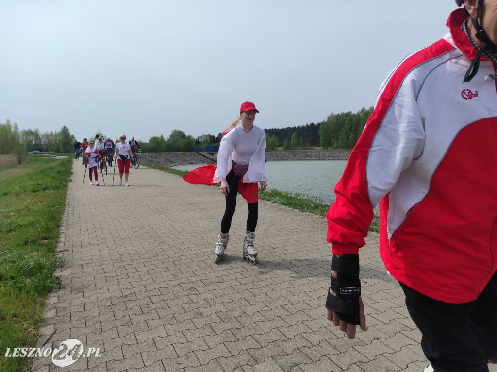 Symboliczne biało-czerwone okrążenie