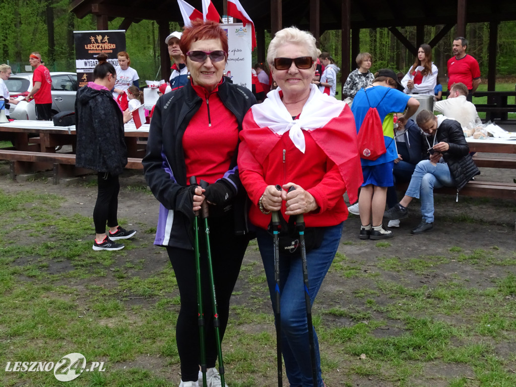 Bieg i marsz z flagą. Leszno, 2 maja 2023