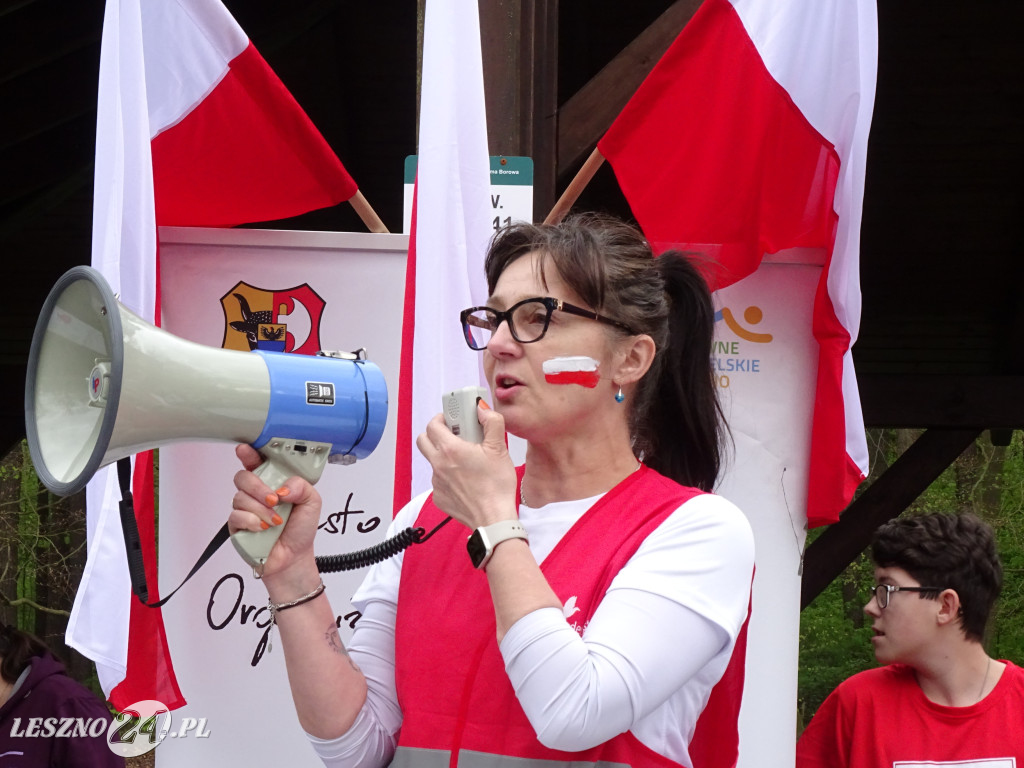 Bieg i marsz z flagą. Leszno, 2 maja 2023
