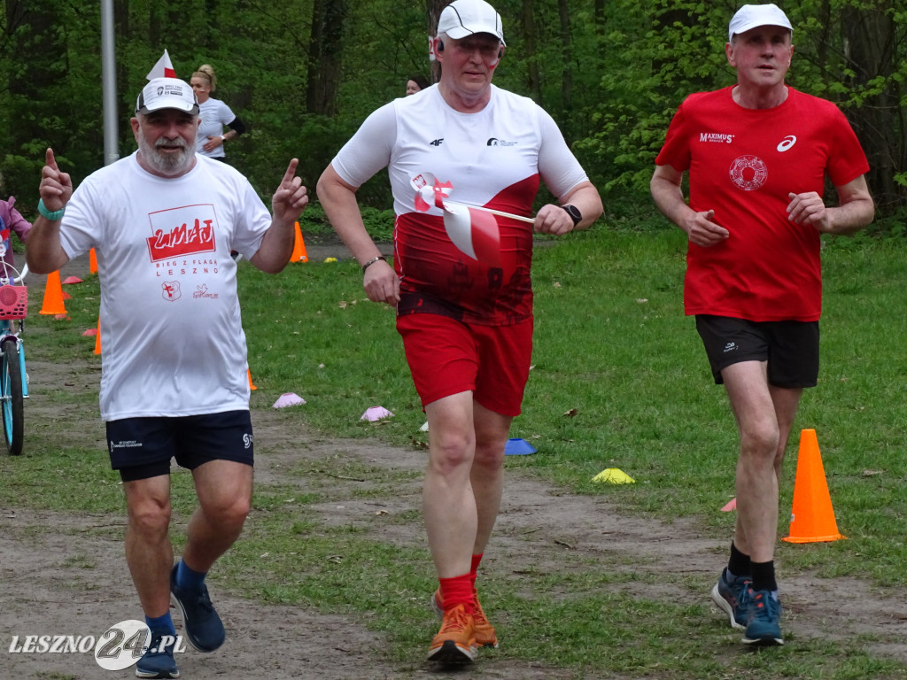 Bieg i marsz z flagą. Leszno, 2 maja 2023
