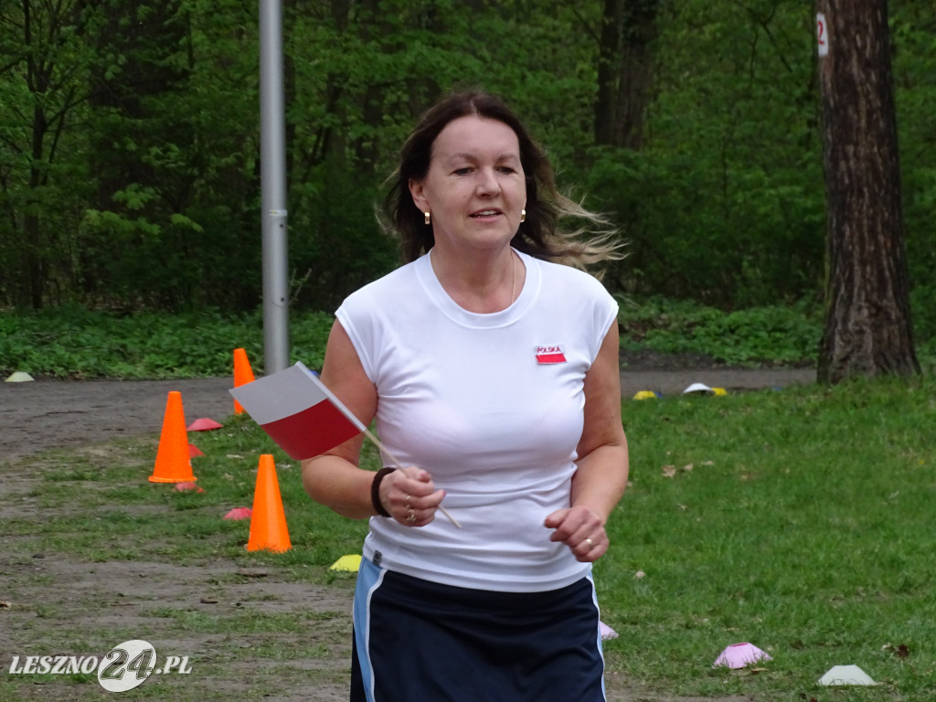 Bieg i marsz z flagą. Leszno, 2 maja 2023