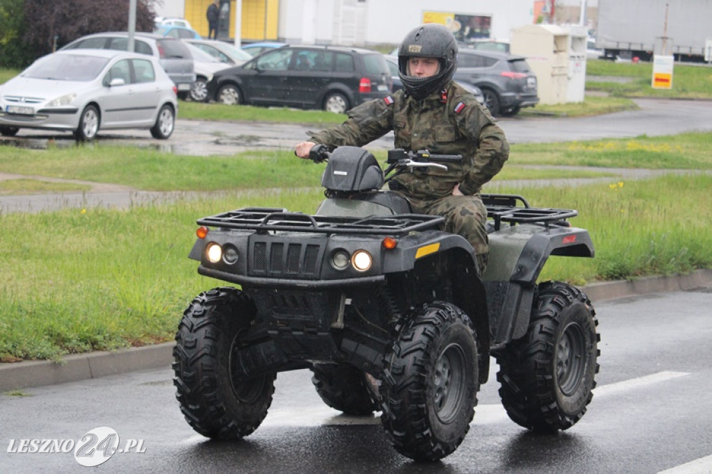 Deszczowe święto 17. Pułku Ułanów