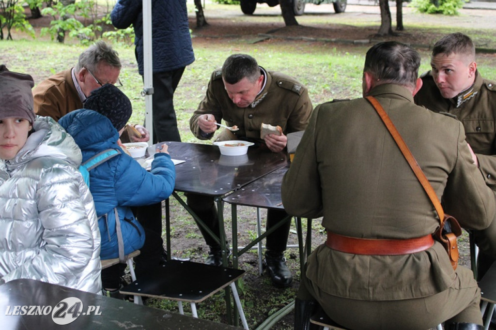 Deszczowe święto 17. Pułku Ułanów