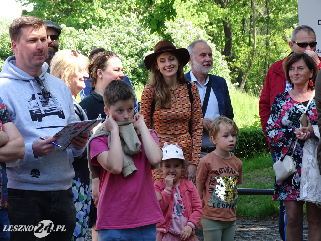 Zabytkowe pojazdy zjechały do Rydzyny