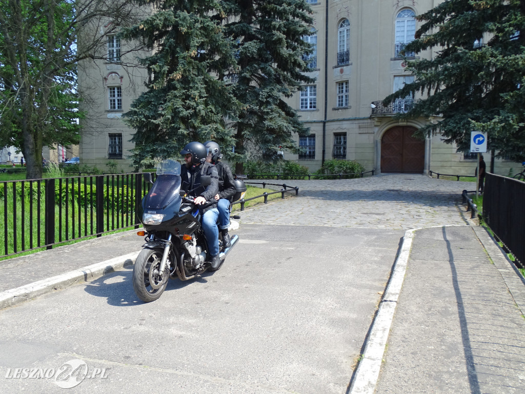 Zabytkowe pojazdy zjechały do Rydzyny