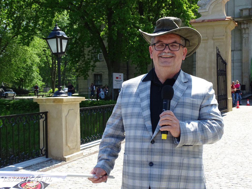 Zabytkowe pojazdy zjechały do Rydzyny