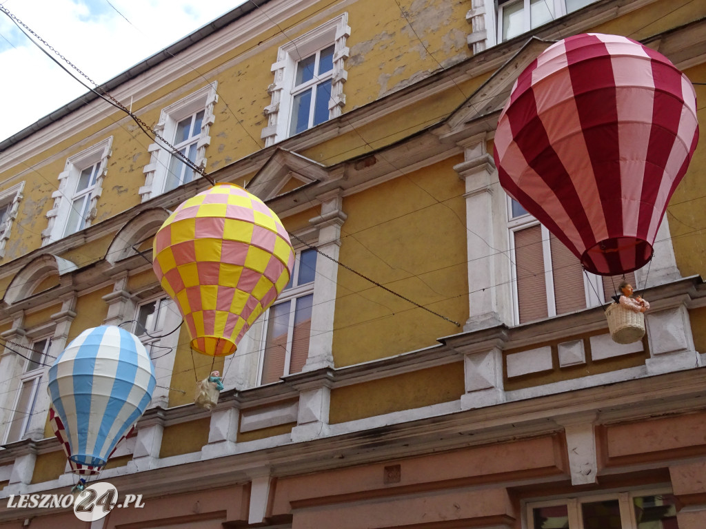 Leszno 2023 nocą. Jest pięknie!