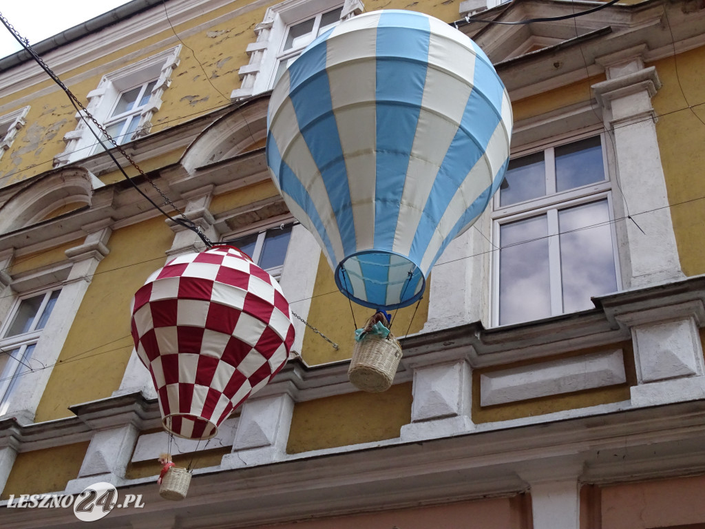 Leszno 2023 nocą. Jest pięknie!
