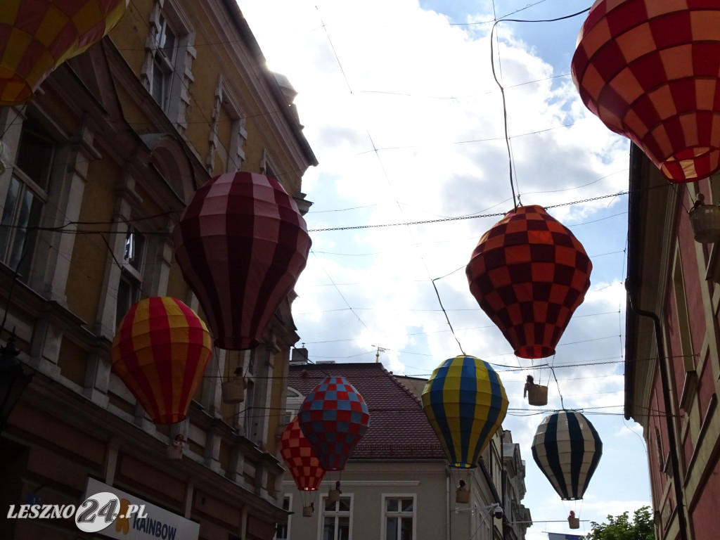 Leszno 2023 nocą. Jest pięknie!