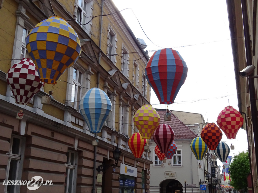 Leszno 2023 nocą. Jest pięknie!