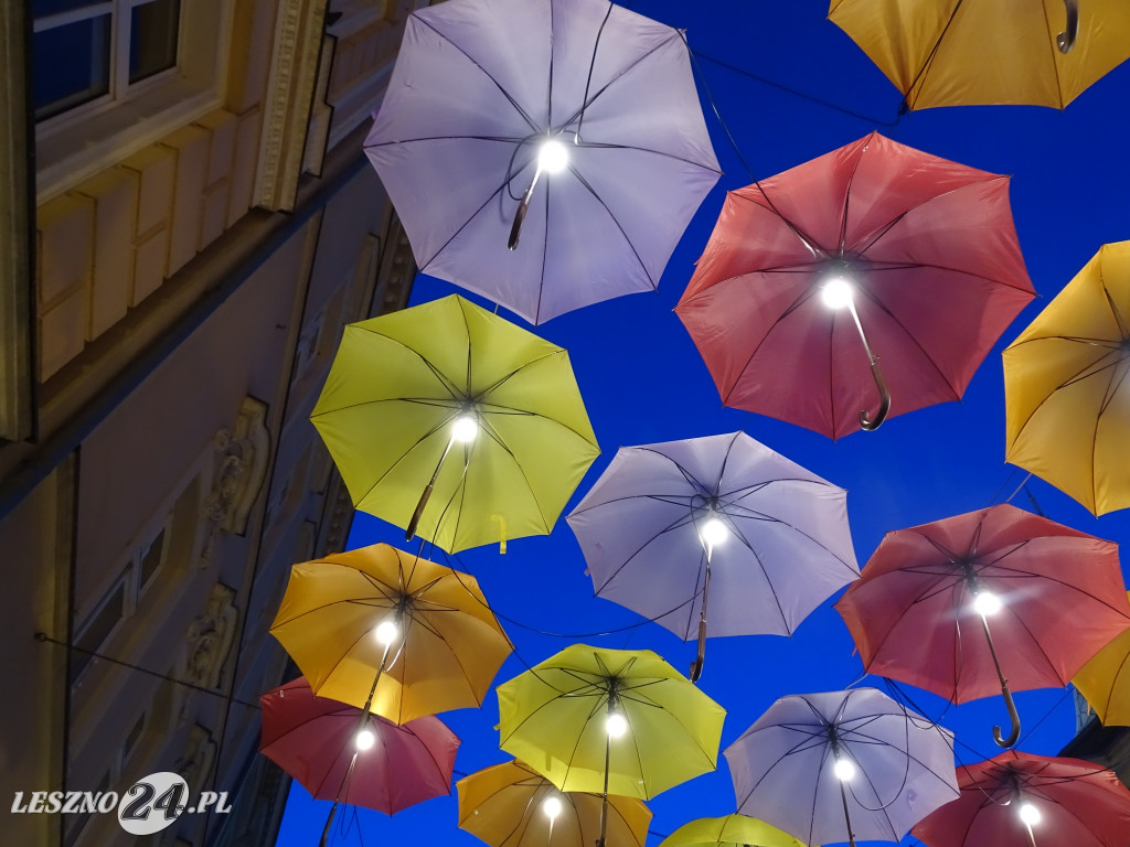 Leszno 2023 nocą. Jest pięknie!