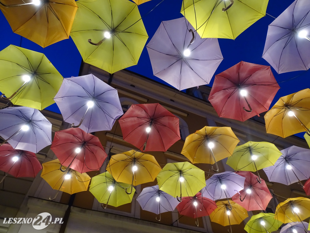 Leszno 2023 nocą. Jest pięknie!