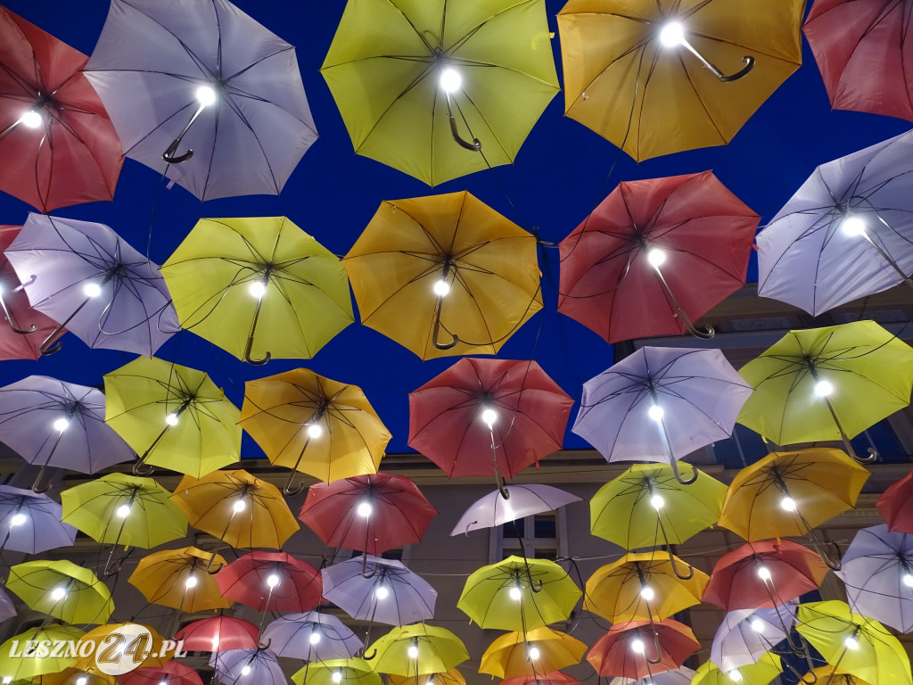 Leszno 2023 nocą. Jest pięknie!