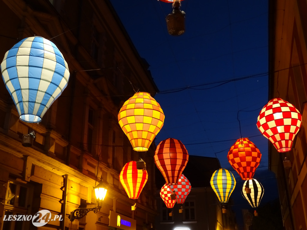 Leszno 2023 nocą. Jest pięknie!