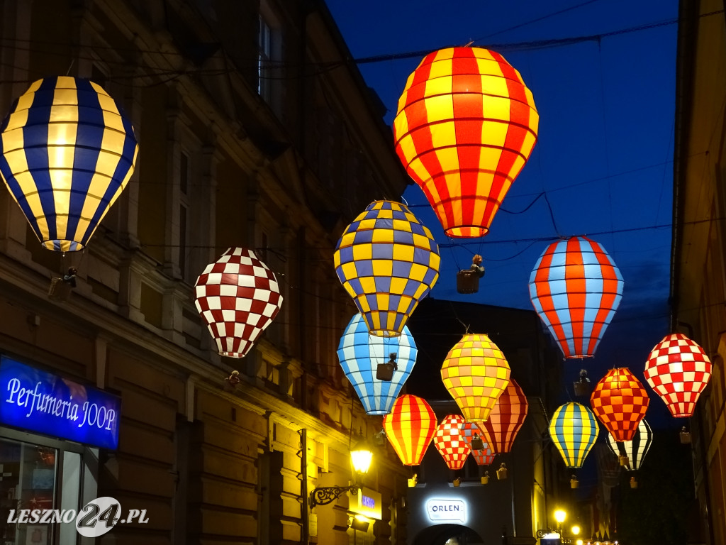 Leszno 2023 nocą. Jest pięknie!